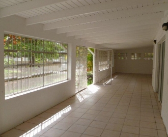 Colebay Apartment 3 Bedroom Apartment For Rent