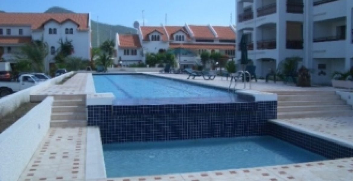 Simpson Bay Yacht Club,Condos for Sale at Simpson Bay Lagoon