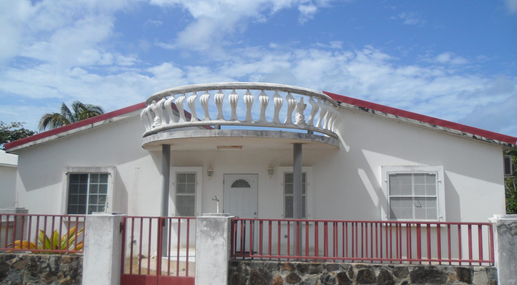 St Johns House,3 Bedrooms,2 Bathrooms,Villas for Sale at St Johns