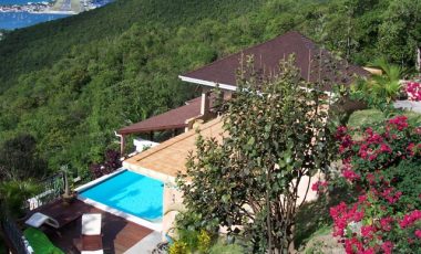 Almond Grove Treasure Villa For Rent