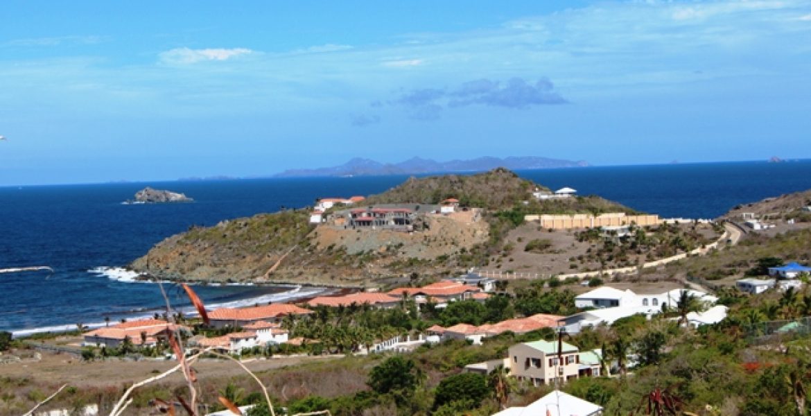 10 Acre Hillside Paradise,Land for Sale at Guana bay Century21 Island