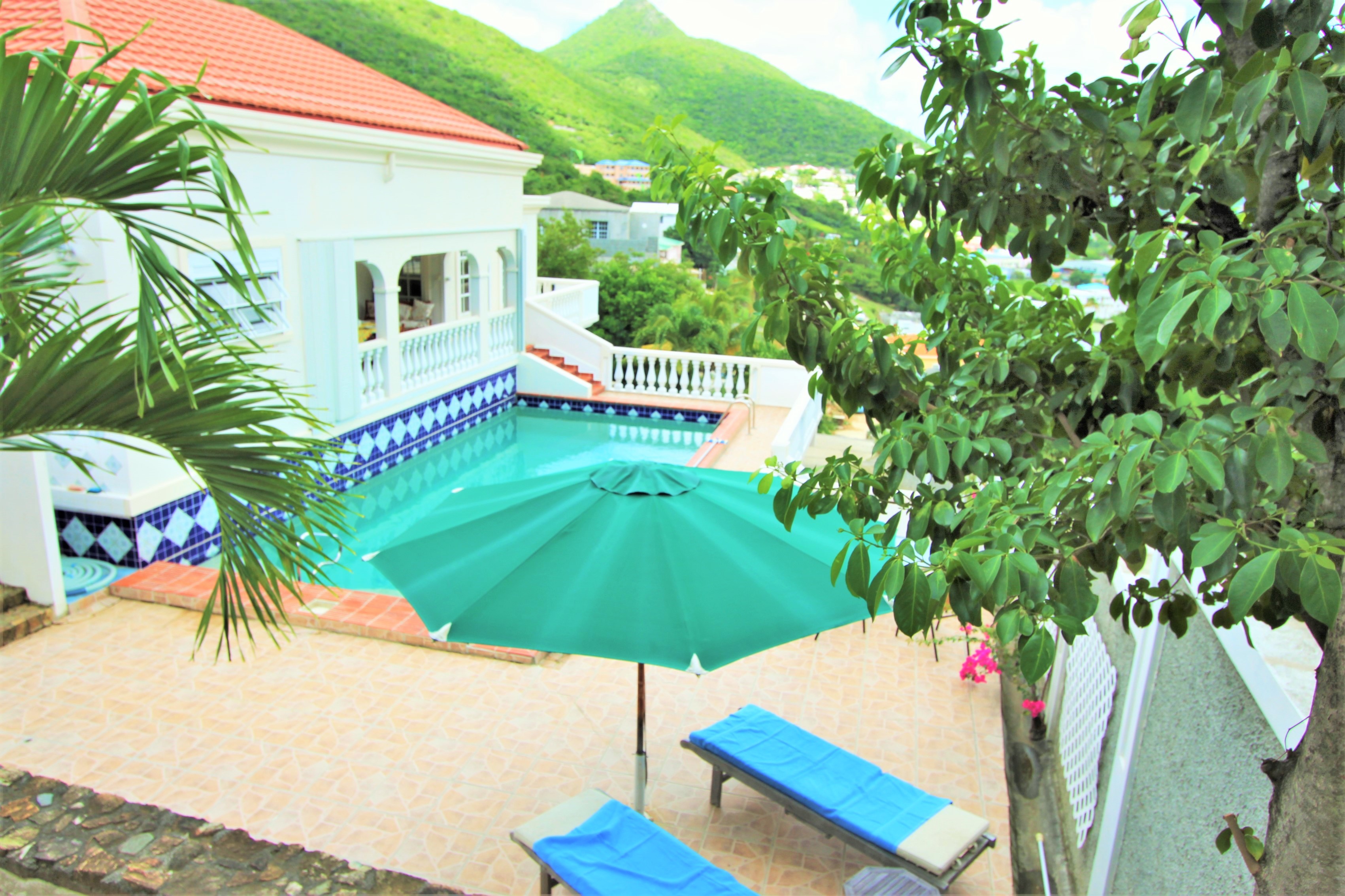 Impressive Cay Hill 4 Bedroom Villa For Rent