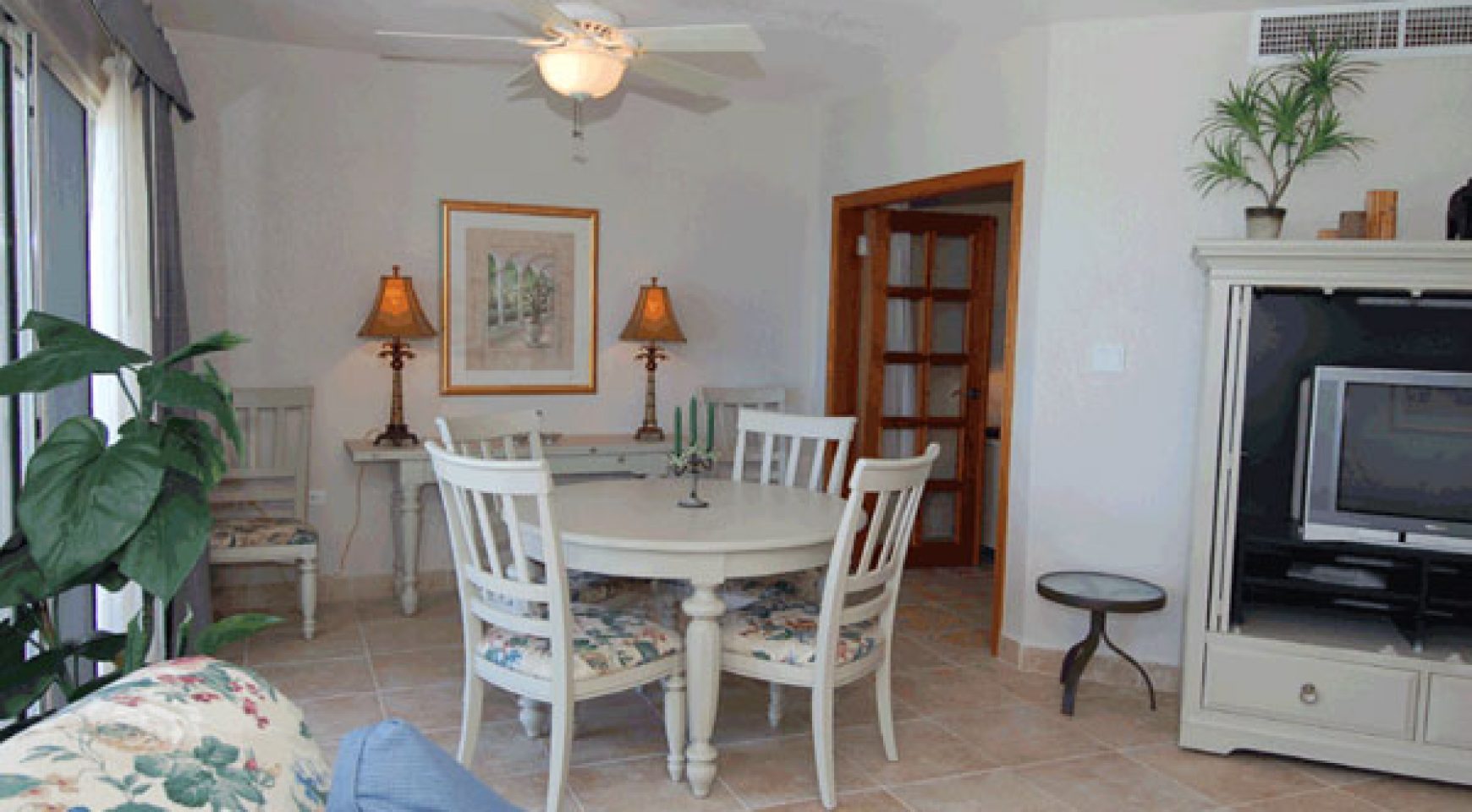 Rainbow Beach Club Rental,2 Bedrooms,2 Bathrooms,Condos for Rent at