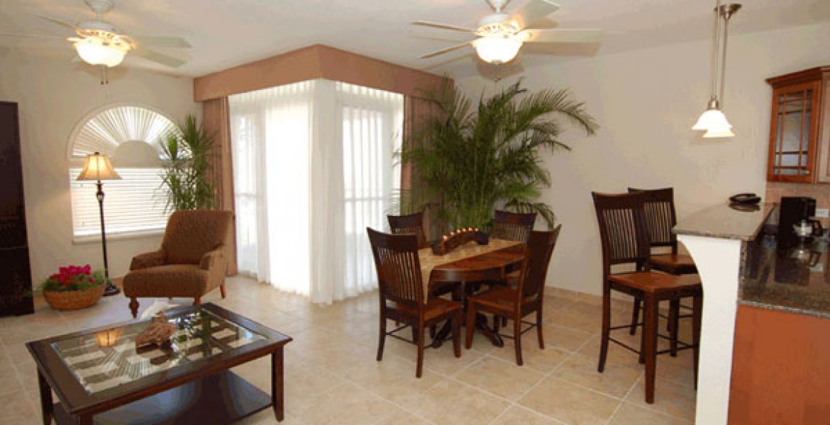 Rainbow Beach Club Rental,2 Bedrooms,2 Bathrooms,Condos for Rent at