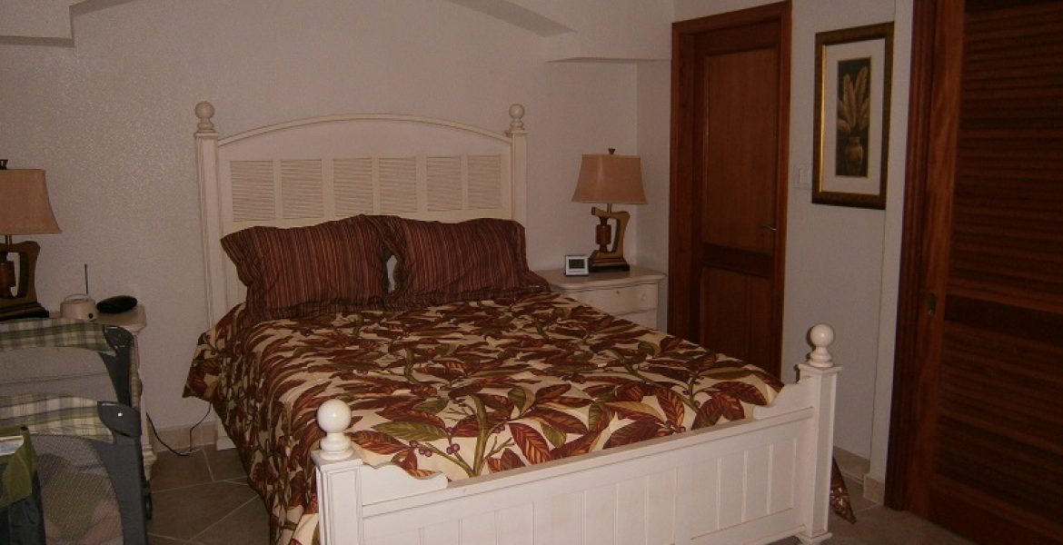 Rainbow Beach Club Rental,2 Bedrooms,2 Bathrooms,Condos for Rent at