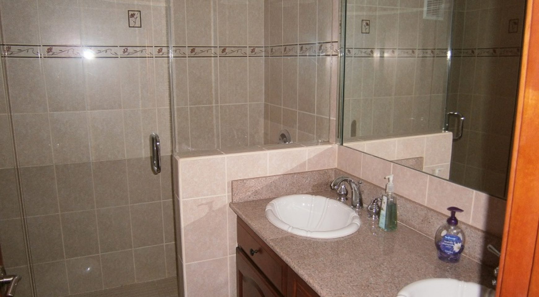 Rainbow Beach Club Rental,2 Bedrooms,2 Bathrooms,Condos for Rent at