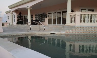 Flamingo Heights Villa – Rice Hill Gardens