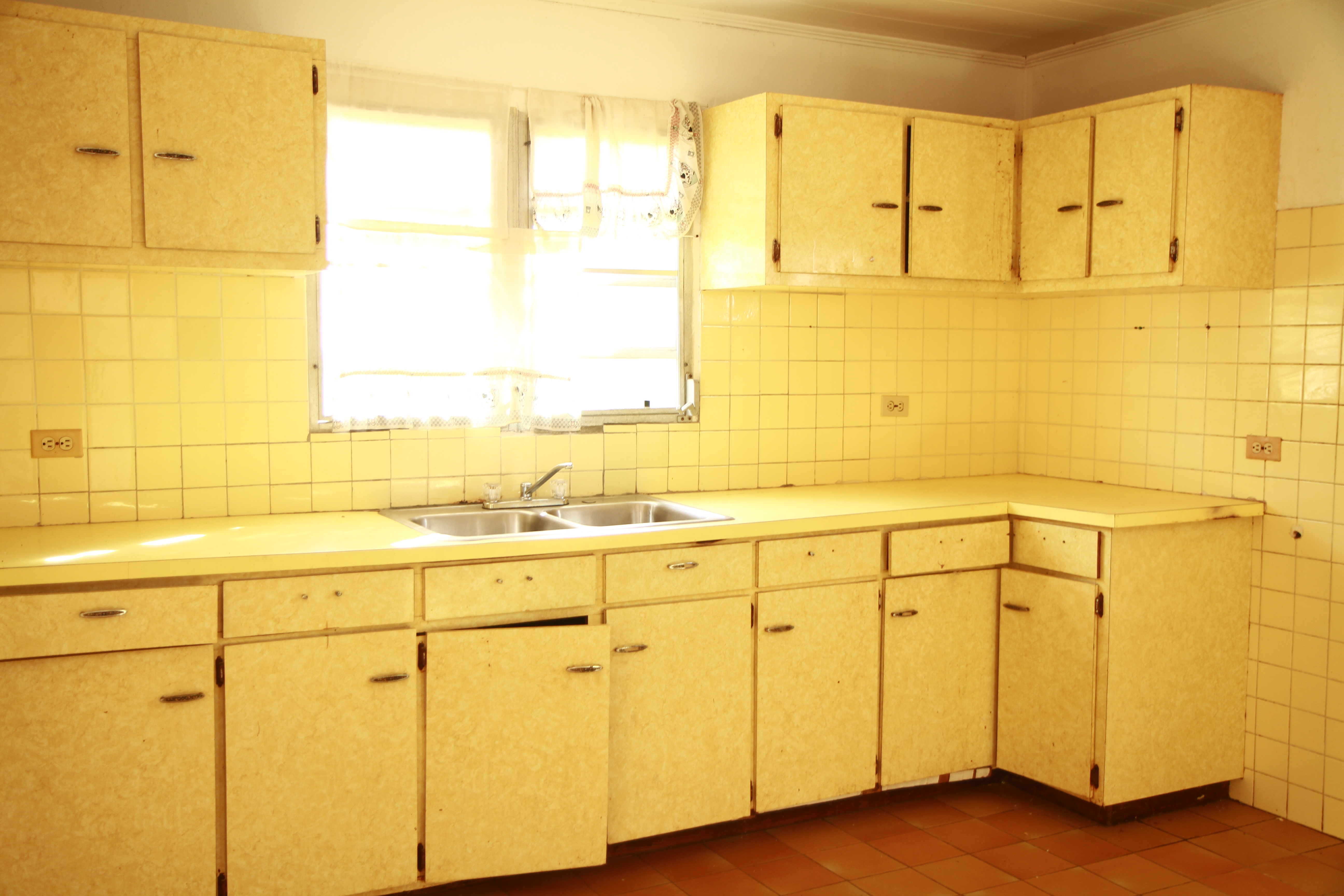 Fixer-Upper Passion House  in Retreat Estate