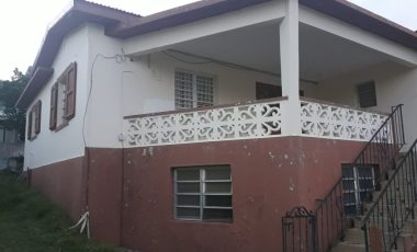 Fixer-Upper Passion House  in Retreat Estate