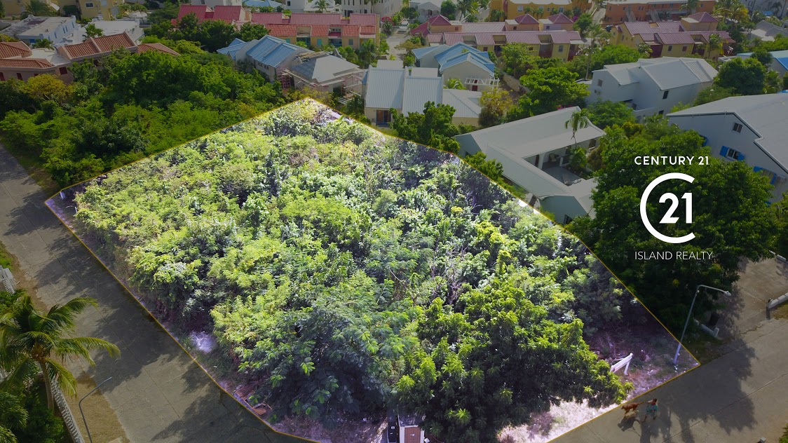 Pelican Key – Land