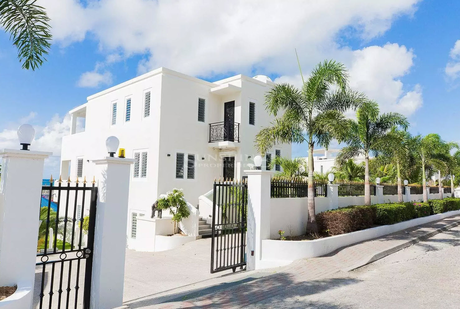 5 Bedroom Frangipani Pelican Key Villa For Sale