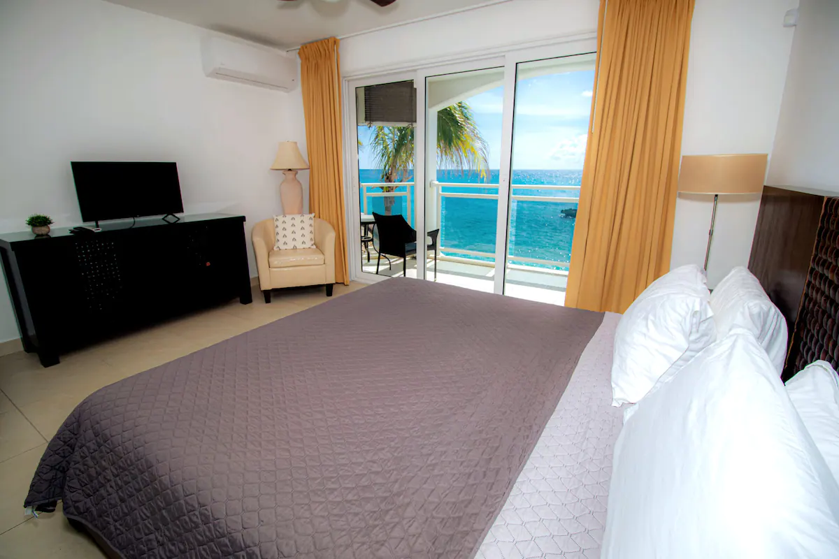 Sand Bar Beach Cove next to the Morgan For Rent