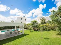 Immaculate Frangipani Pelican Key Villa For Sale