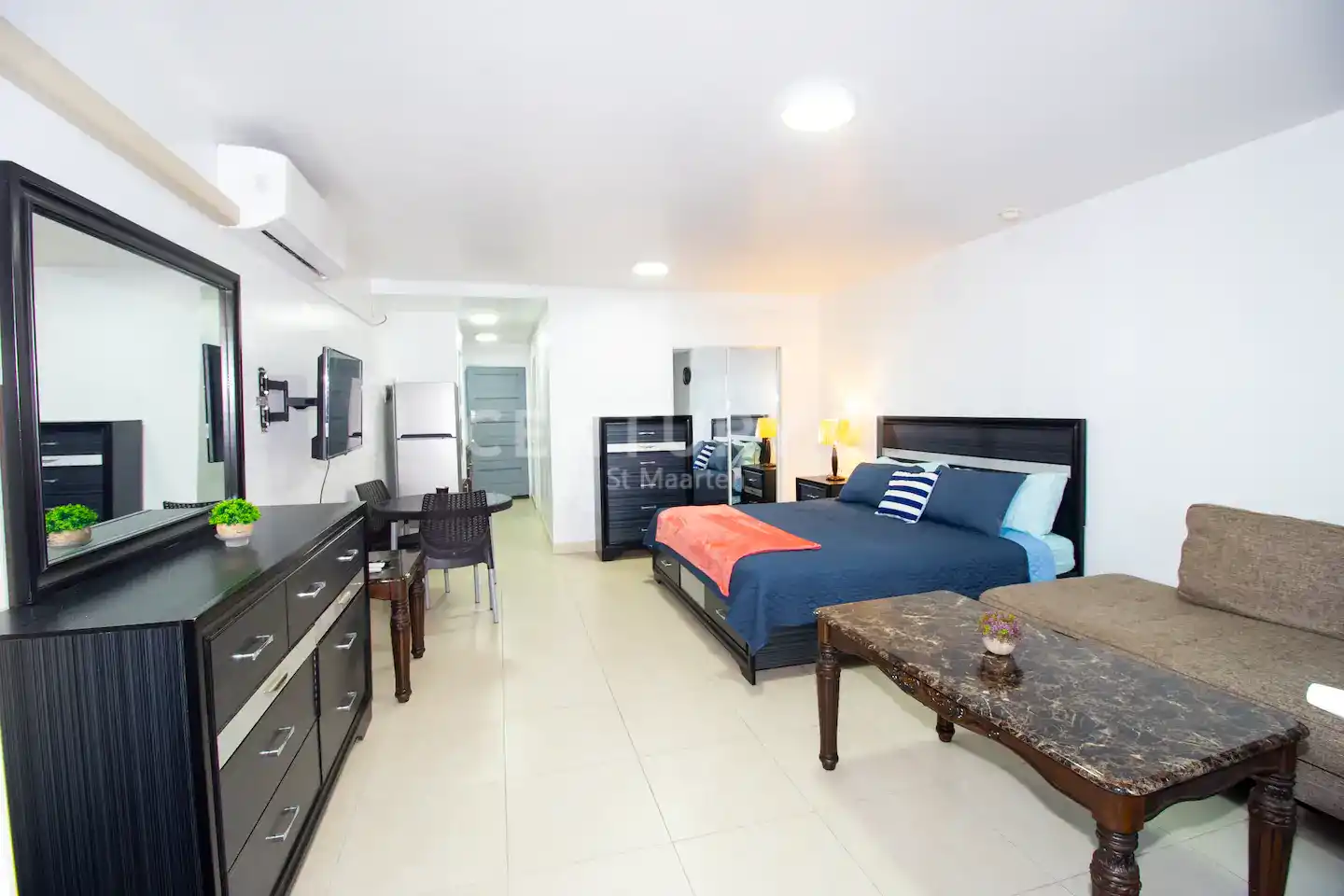 Caribbean Sea Studio next to The Morgan Resort For Rent