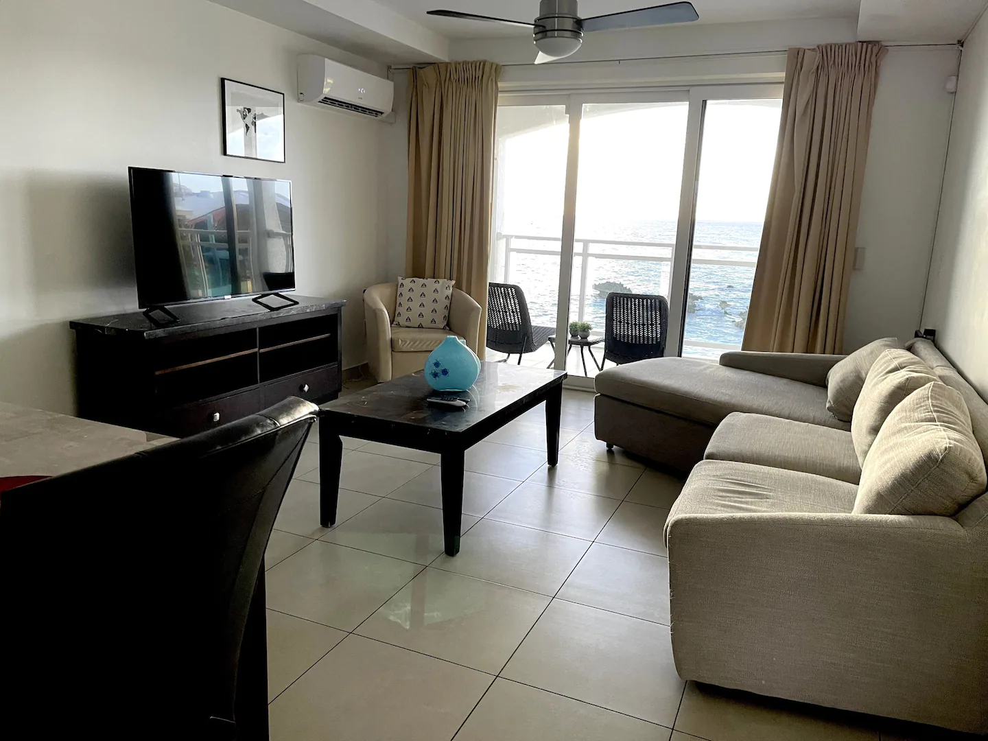 Sand Bar Beach Condo next to Morgan Resort For Rent
