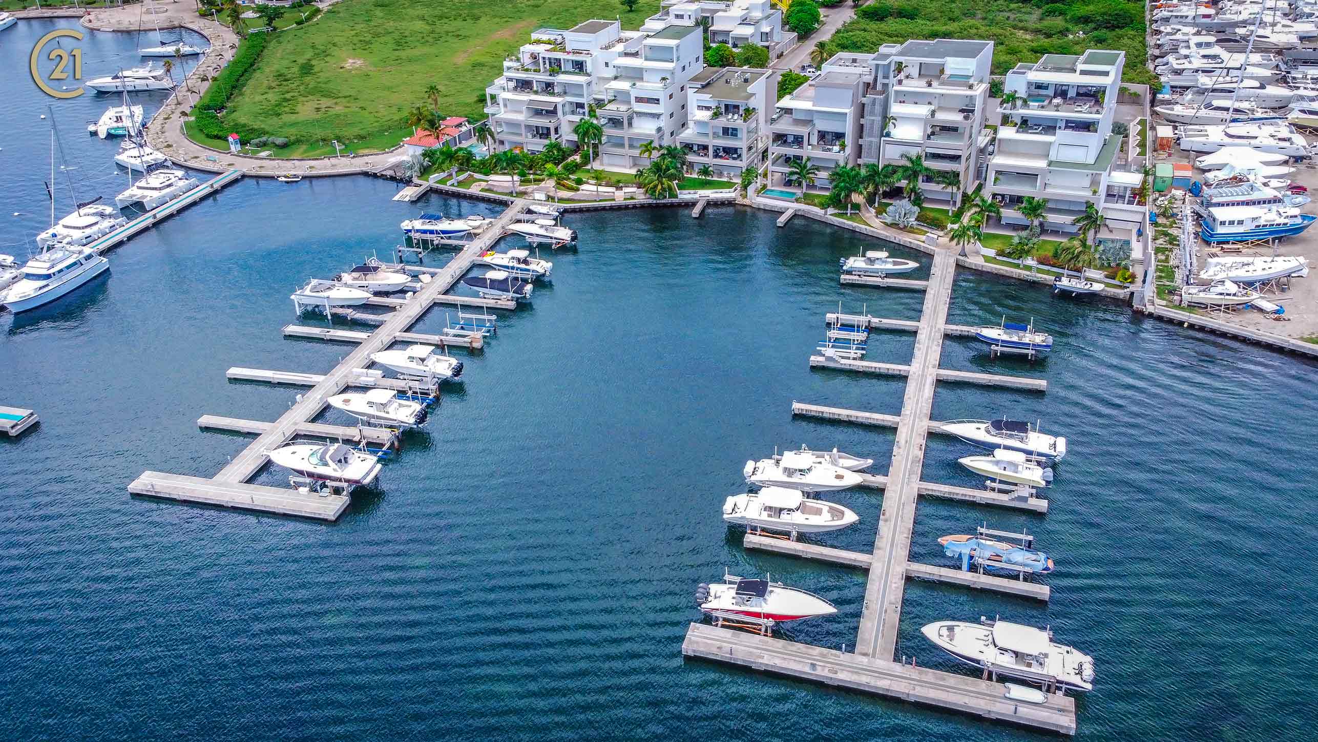 Las Brisas St Maarten Marina