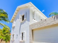 5 Bedroom Dawn Beach Villa With Cottage For Sale