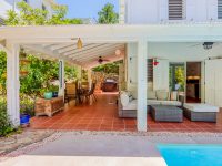 5 Bedroom Dawn Beach Villa With Cottage For Sale
