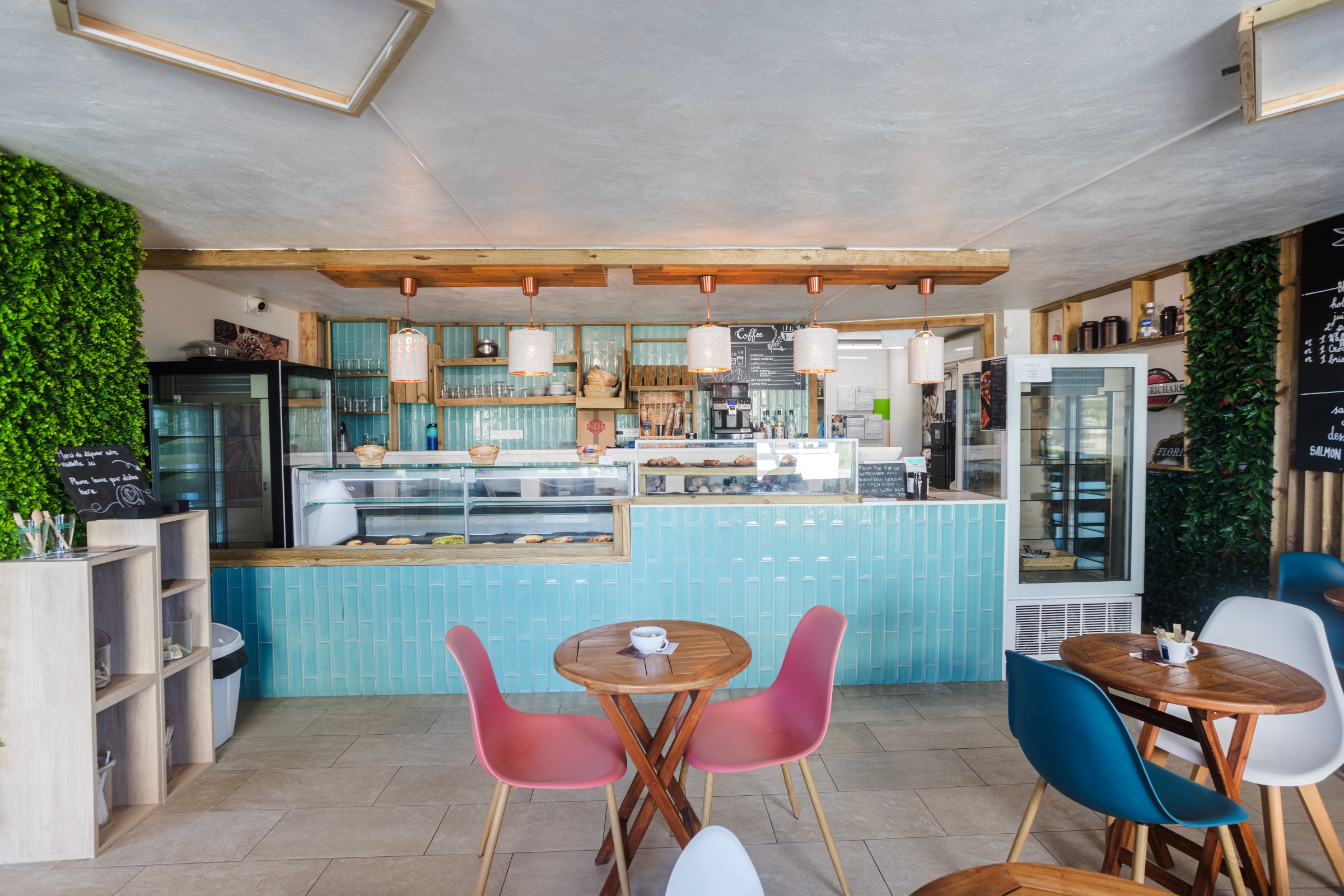 URGENT Prime Cupecoy / Maho Supermarket Restaurant Cafe Bakery Commercial For Sale