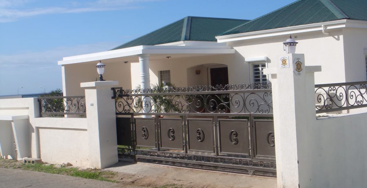  Gated modern home with parking 