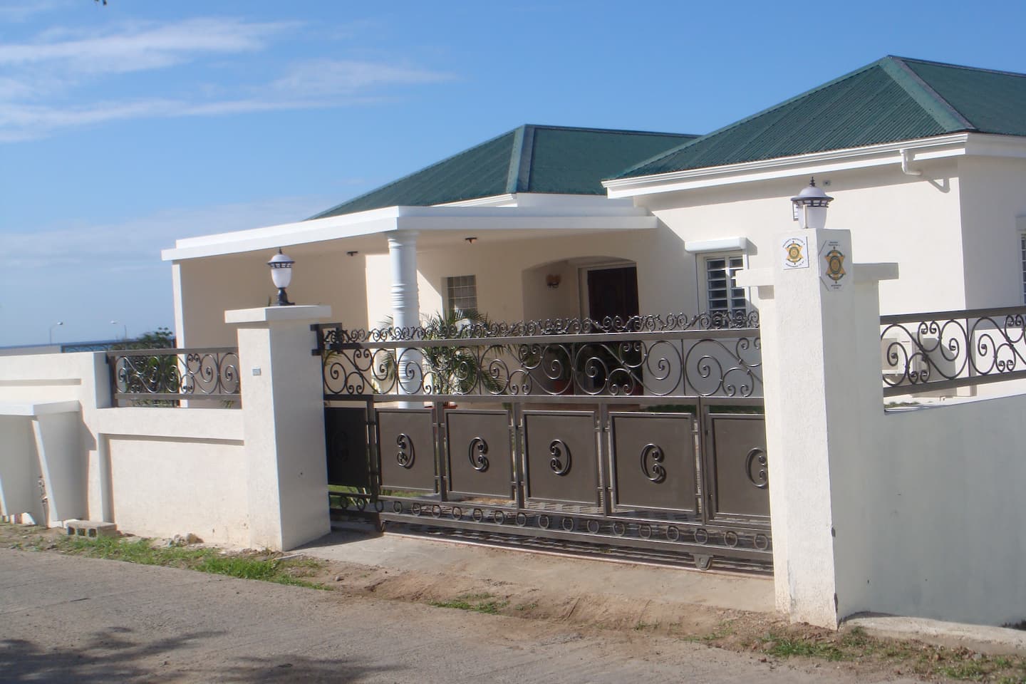 Belair Spacious Two Bedroom Villa For Rent