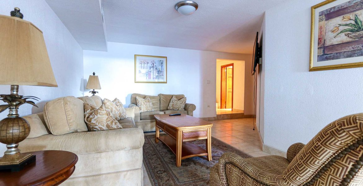 Rainbow Beach Club Three Bedroom Oceanfront Condo For Sale