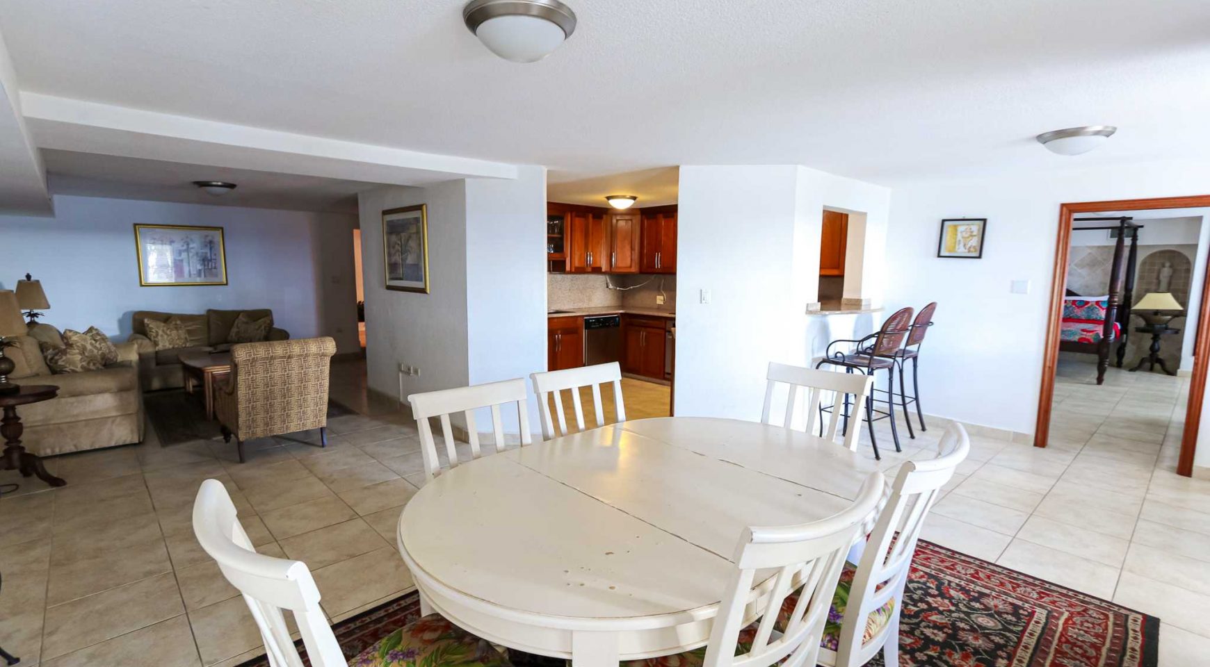 Rainbow Beach Club Three Bedroom Oceanfront Condo For Sale