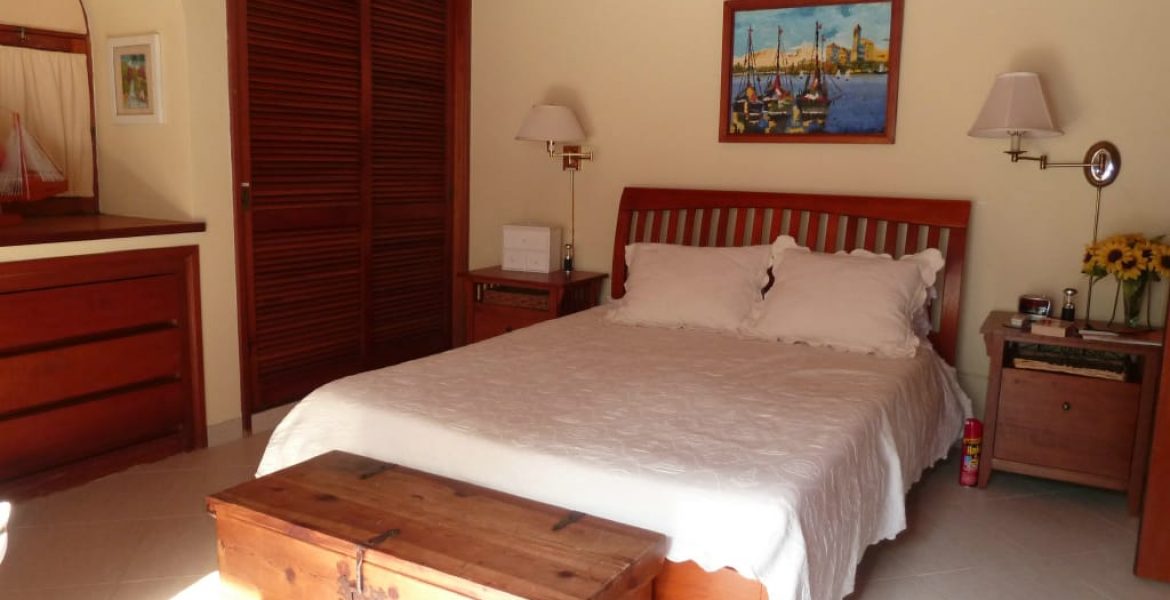 Simpson Bay Yacht Club,Condos for Sale at Simpson Bay Lagoon