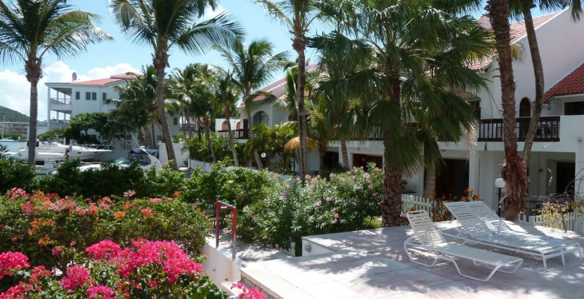 Simpson Bay Yacht Club,Condos for Sale at Simpson Bay Lagoon