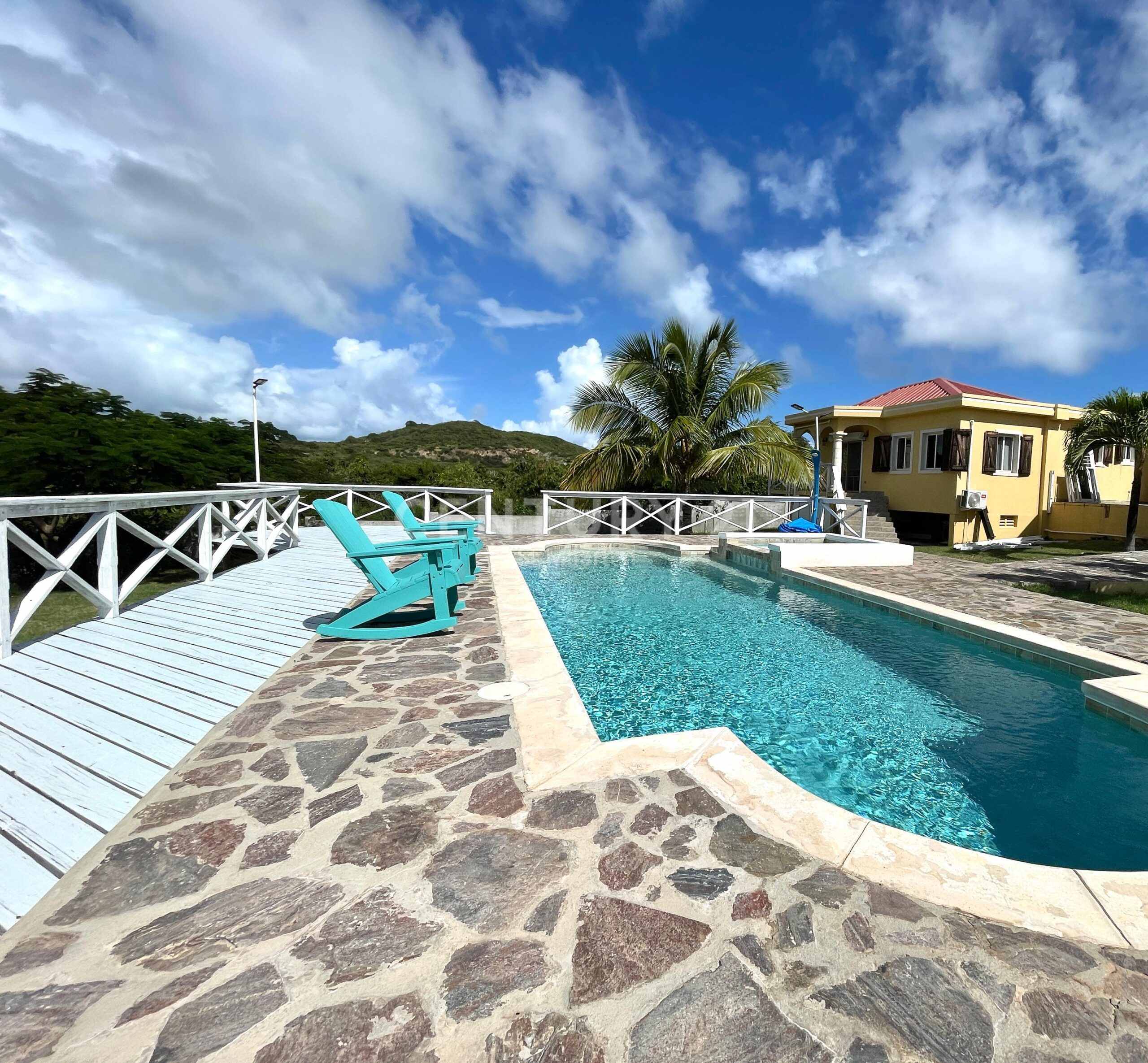 Oyster Pond Hillview Apartment- Rice Hill Garden For Rent