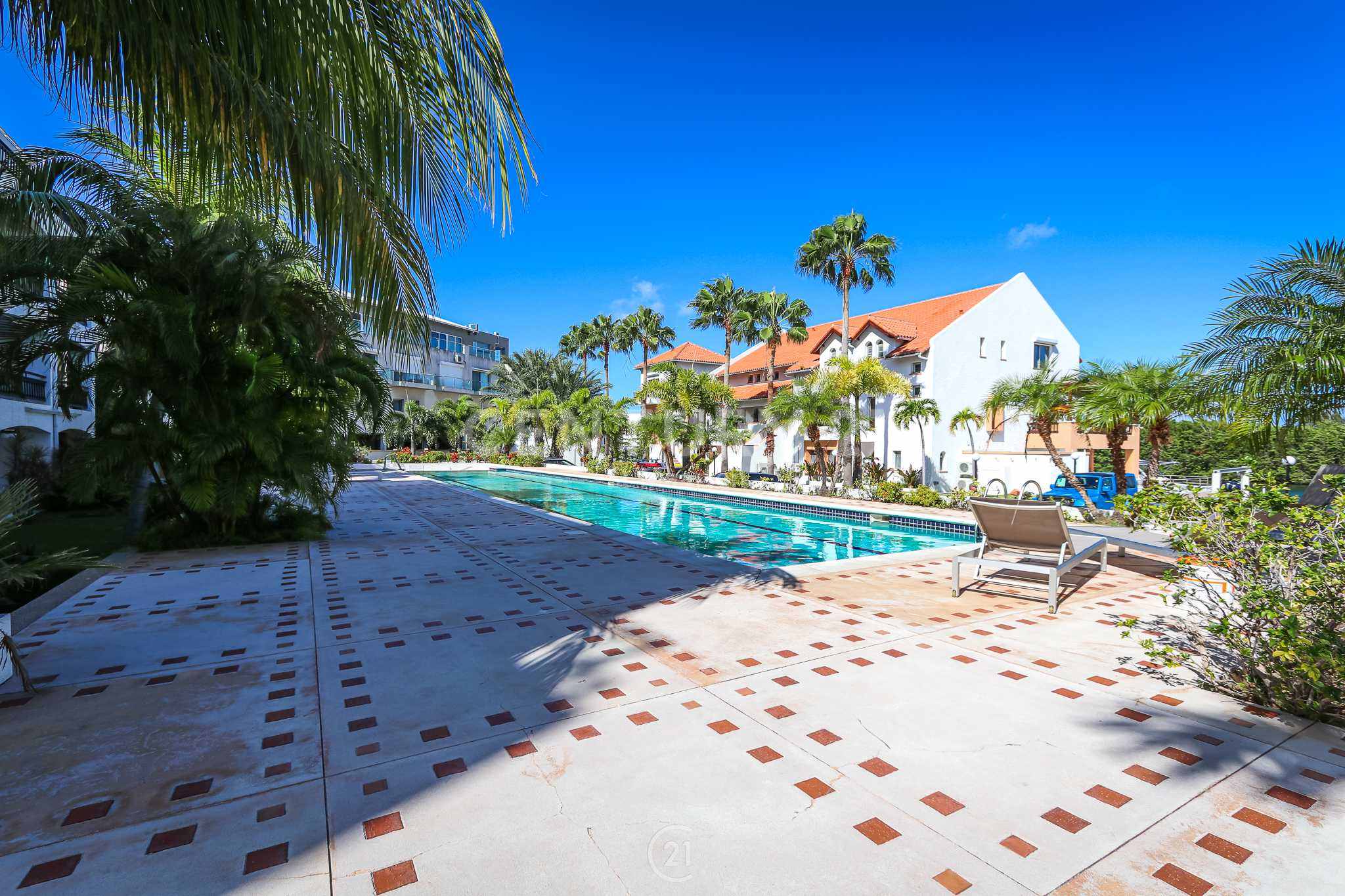 Simpson Bay Yacht Club Condos For Sale