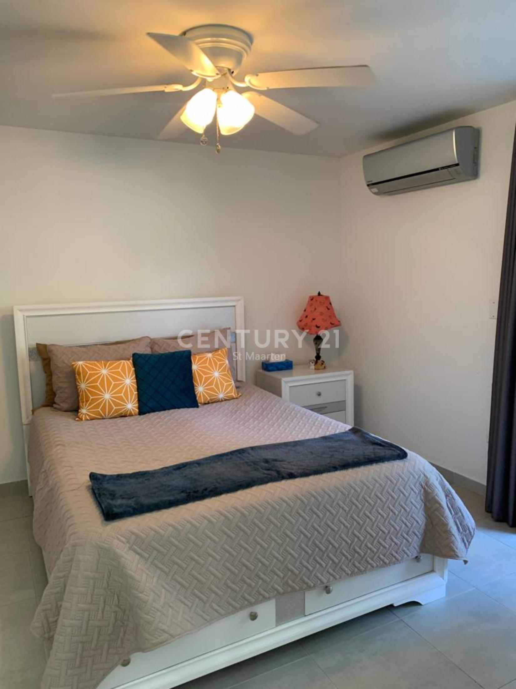 Seneca Residence 1 bedroom,Condos for Rent at Point Blanche Century21