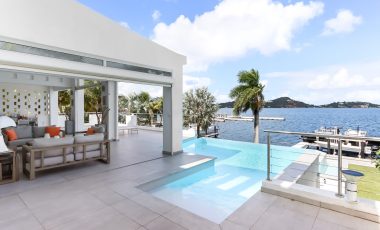 Aquamarina Waterfront Villa For Sale