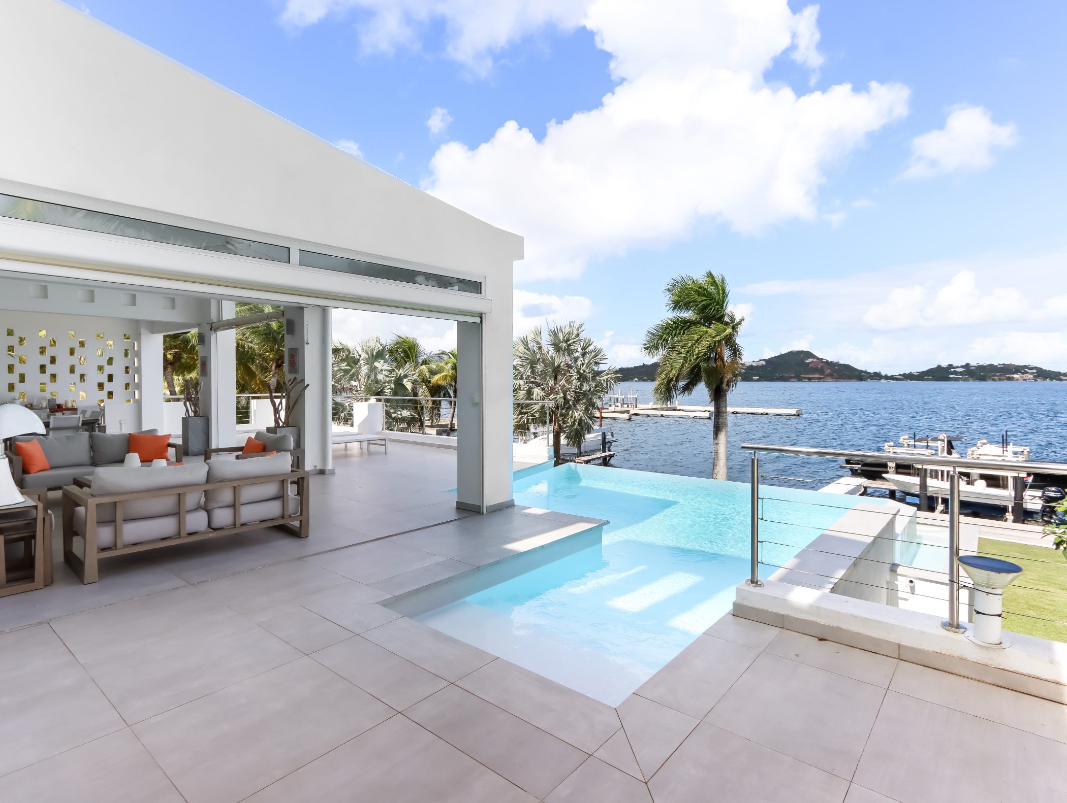 Aquamarina Waterfront Villa For Sale