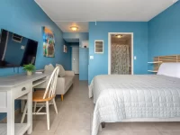 The Best Little Beach Bar Condo in Sint Maarten For Rent
