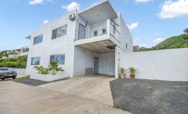 Cole Bay 3 Bedroom Townhouse For Sale
