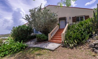 4 Bedroom Guana Bay Villa For Sale