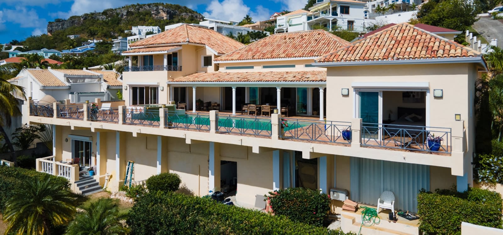 Beautiful 5 Bedroom Luxury Villa For Sale In Pelican Key