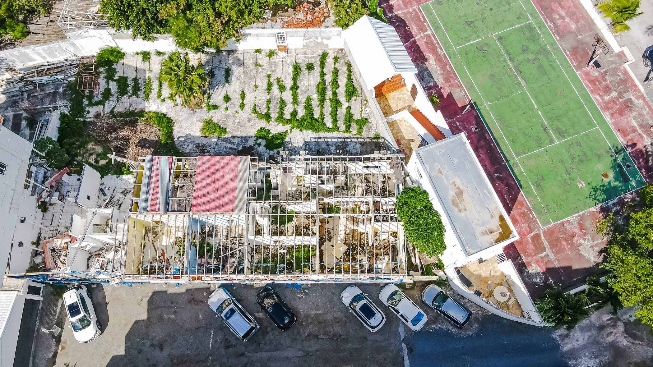 Point Pirouette Development Land With Building Permit For Sale