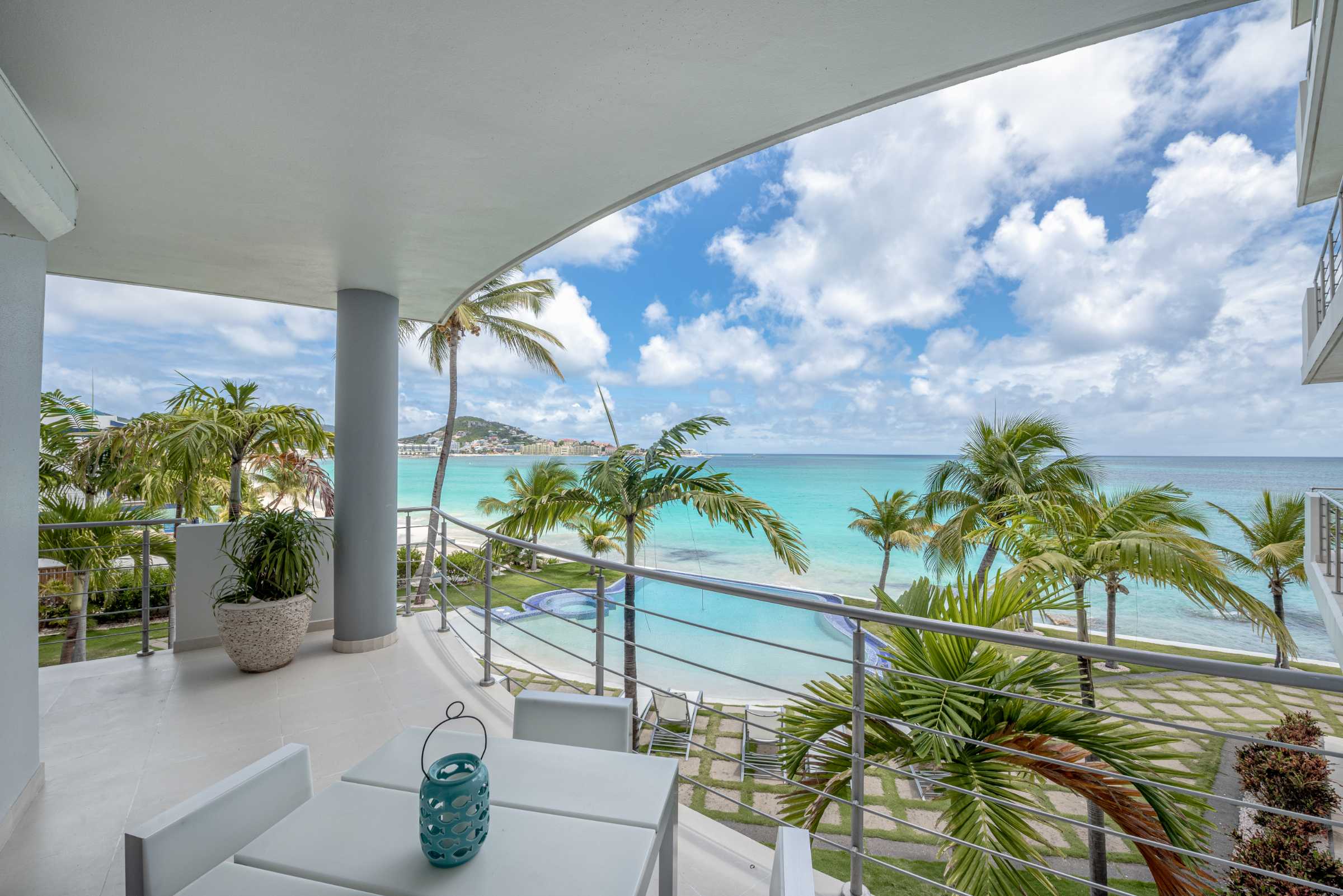 Simpson Bay Beach Condo