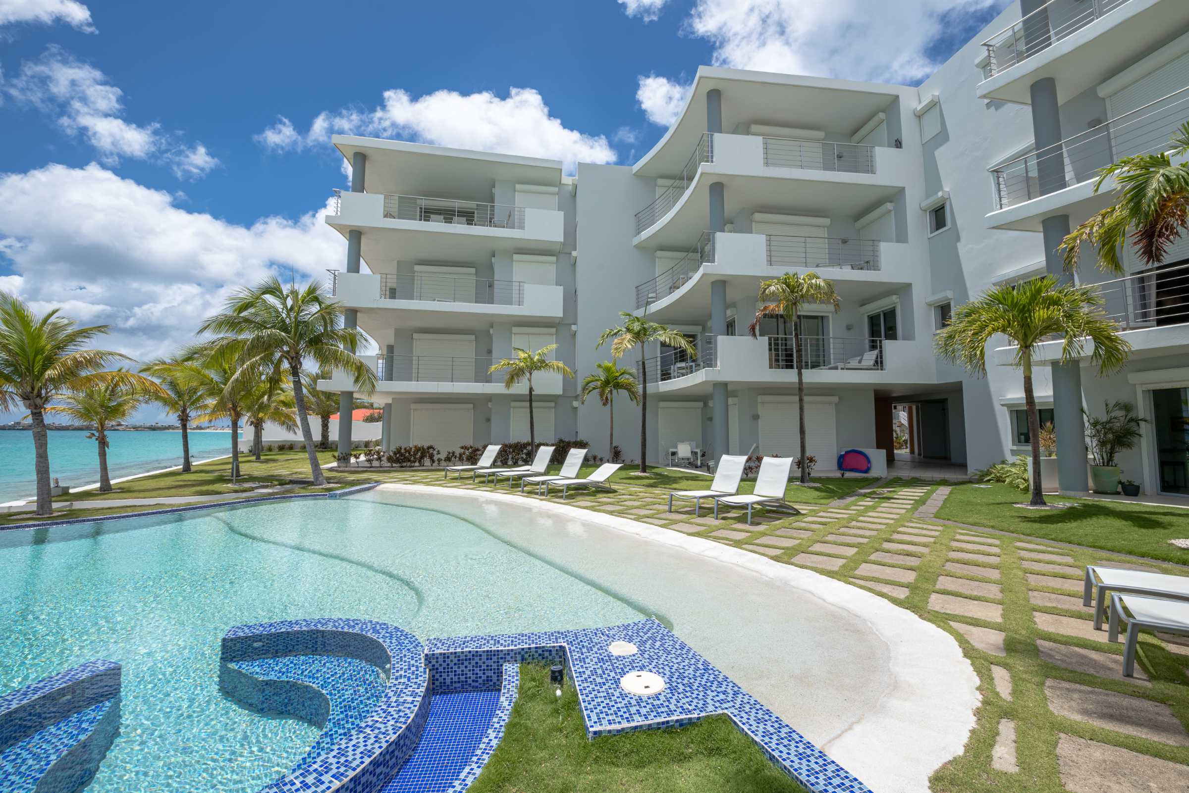 Simpson Bay Beach Condo