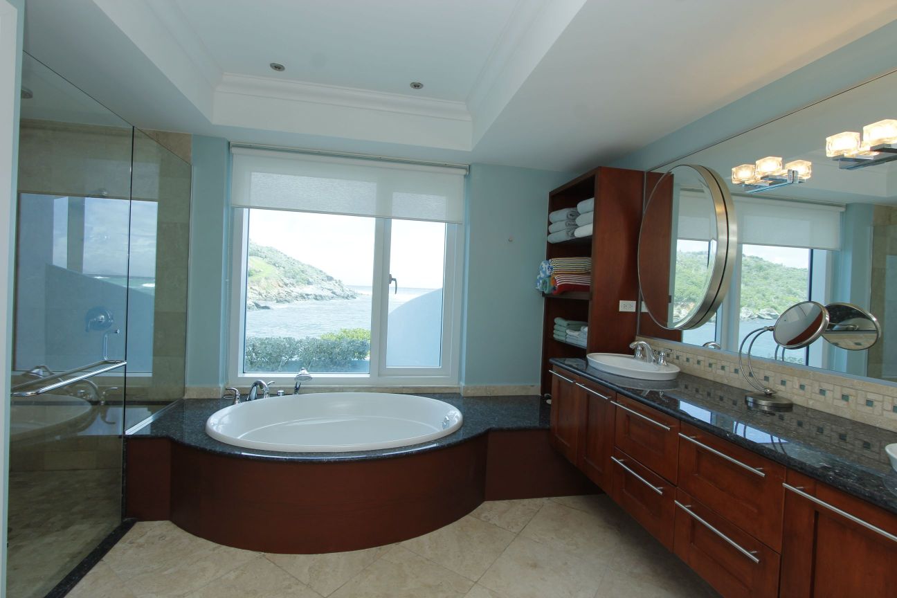 Amazing The Lighthouse Oceanfront Condo For Sale