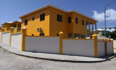 Bishop Hill Family Home for Rent