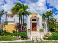 Romantic Aquamarina Villa In Maho For Sale