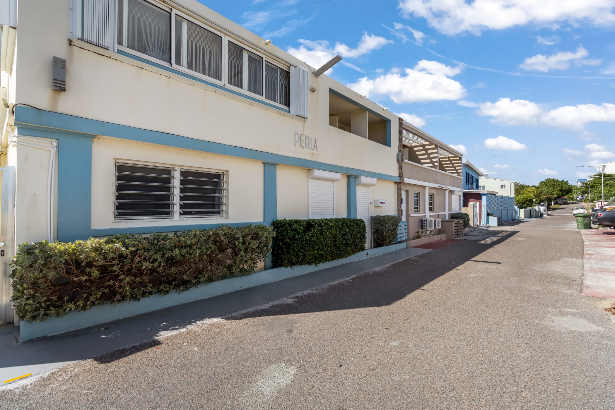 Perfect Beacon Hill Ocean Front Apartment For Sale