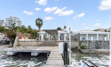 Pointe Pirouette 3 Bedroom Waterfront Villa With Boat Slip For Sale