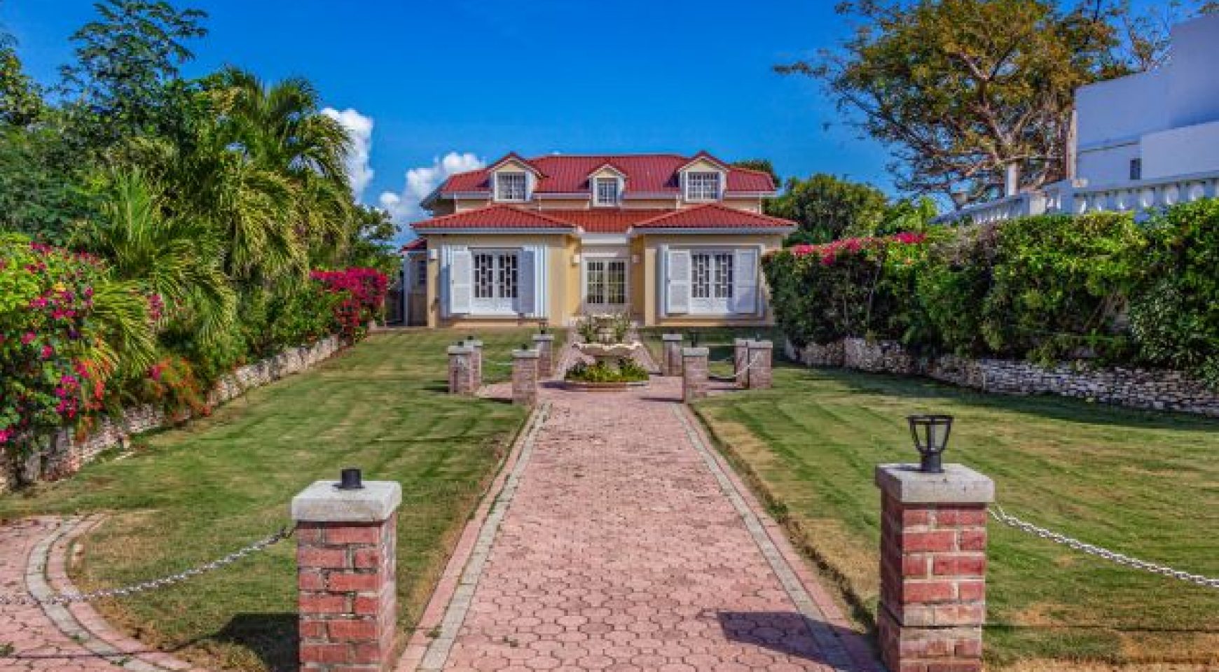 Cupecoy Luxury Villa A Waterfront Estate For Sale