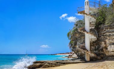 Cupecoy 2 Bedroom Condo – Rainbow Beachfront Club
