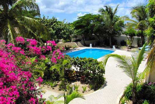 Simpson Bay Beachfront Condo