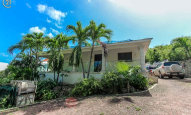 Ocean Terraces Dawn Beach Villa For Sale